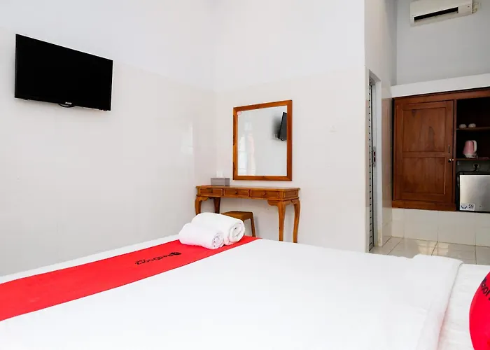 Reddoorz @ Guest house 3*