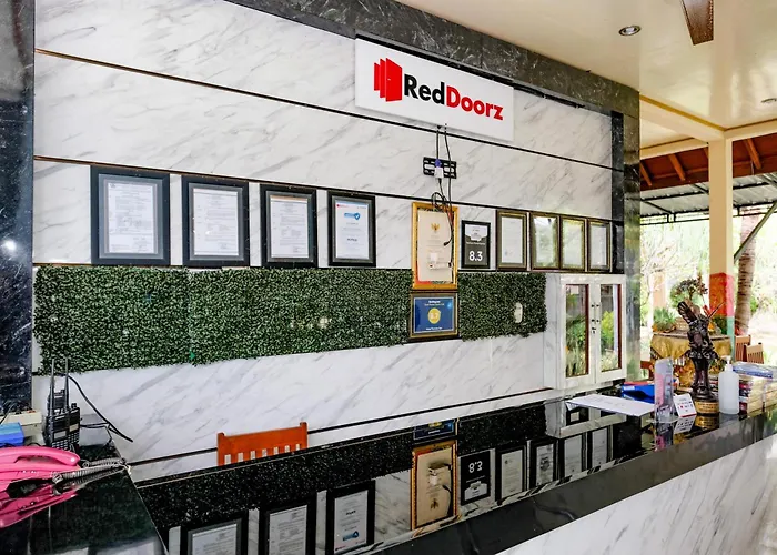 Reddoorz @