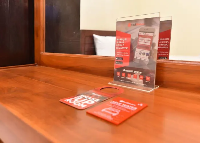 Reddoorz @